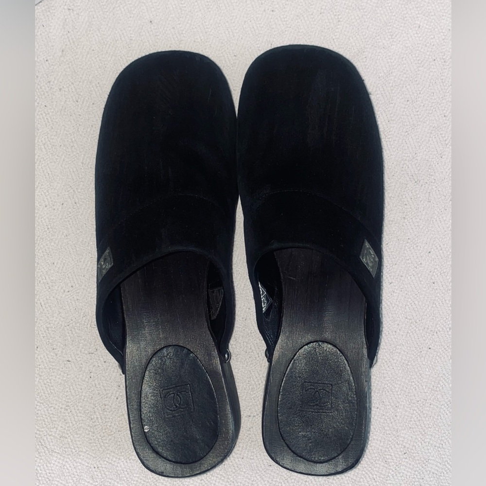 Vintage Chanel Suede Mules/Clogs - Picture 2 of 3